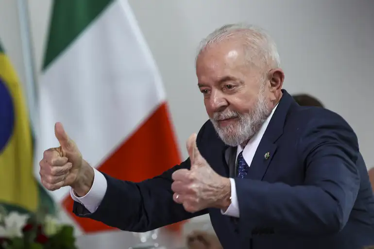 Lula: tem um monte de gente que nem foi condenado ainda e já quer anistia