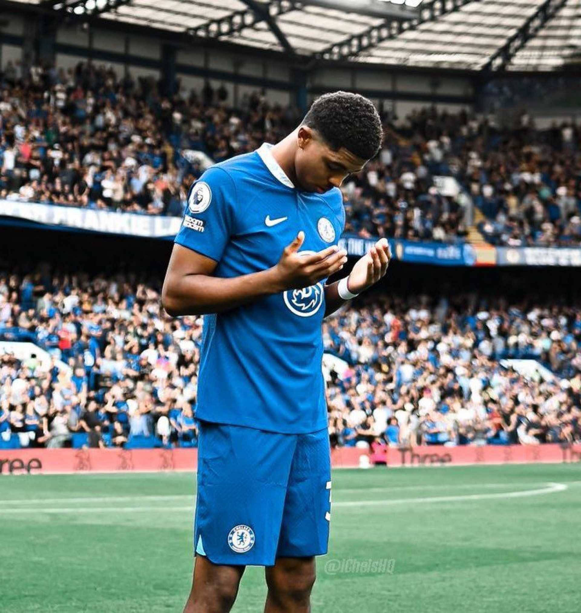 Wesley Fofana é jogador do Chelsea 