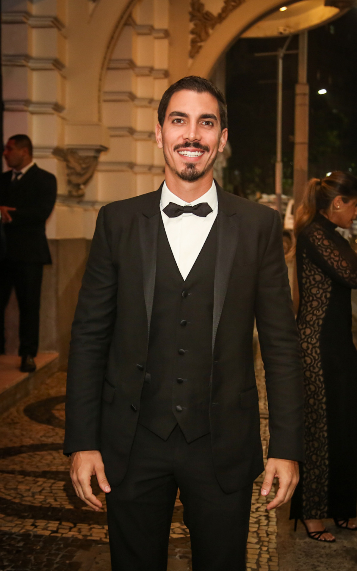 Gabriel David no leilão beneficente de Vini Jr no Rio