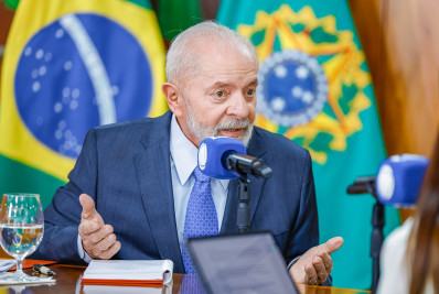 ‘Se o cara é corintiano, tudo bem’, diz Lula sobre aumento da violência com mulher após futebol