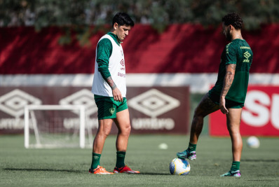 Cano volta a treinar e aumenta opções de Mano Menezes no Fluminense