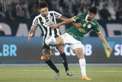 Gregore, do Botafogo, lidera desarmes nas últimas três rodadas do Brasileirão