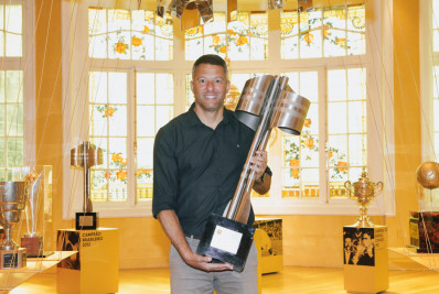 Washington visita o Museu Fluminense: 'Muito emocionado'