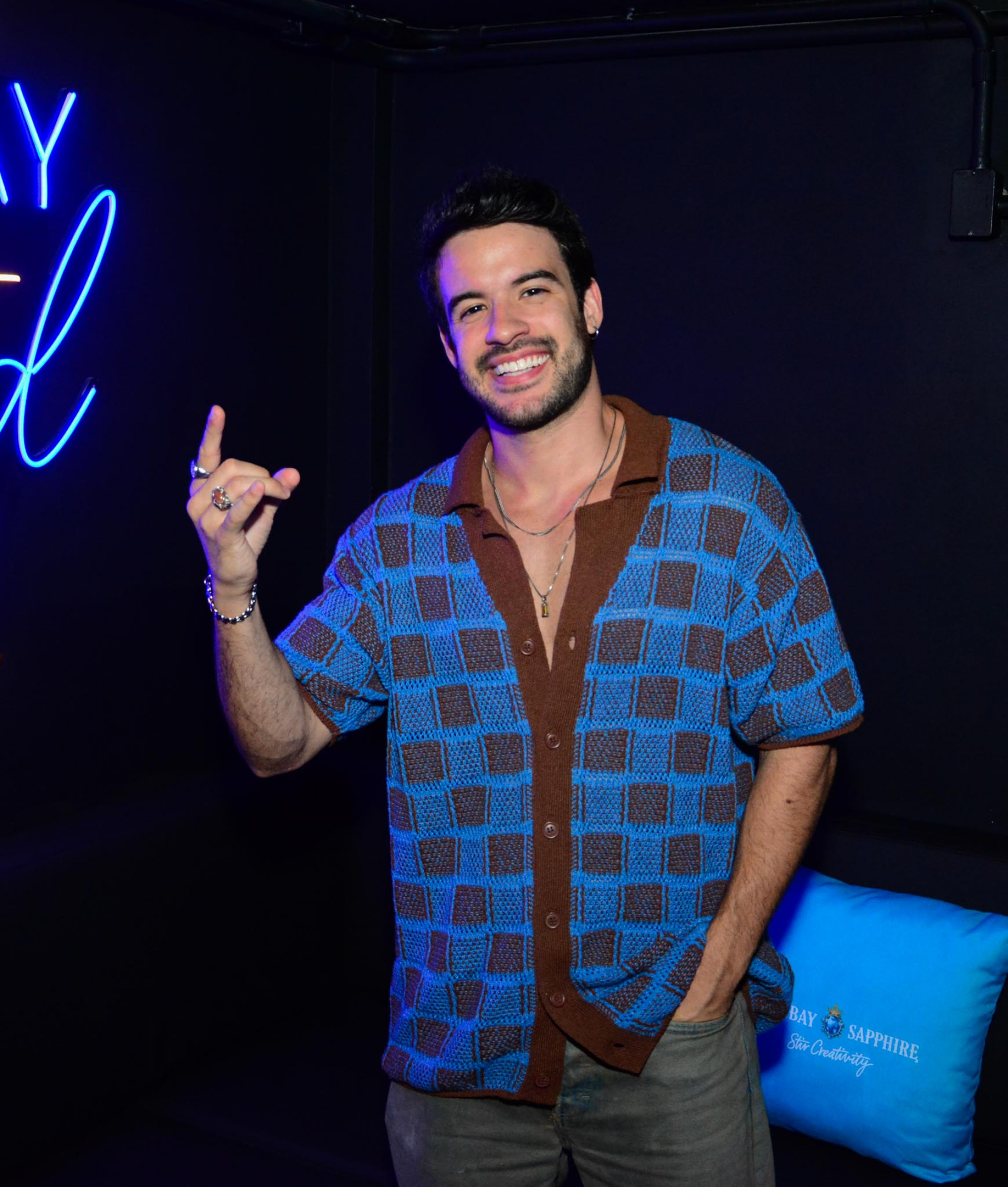 Influenciador Diego Cruz na inauguração do bar de Matheus Costa em Copacabana 