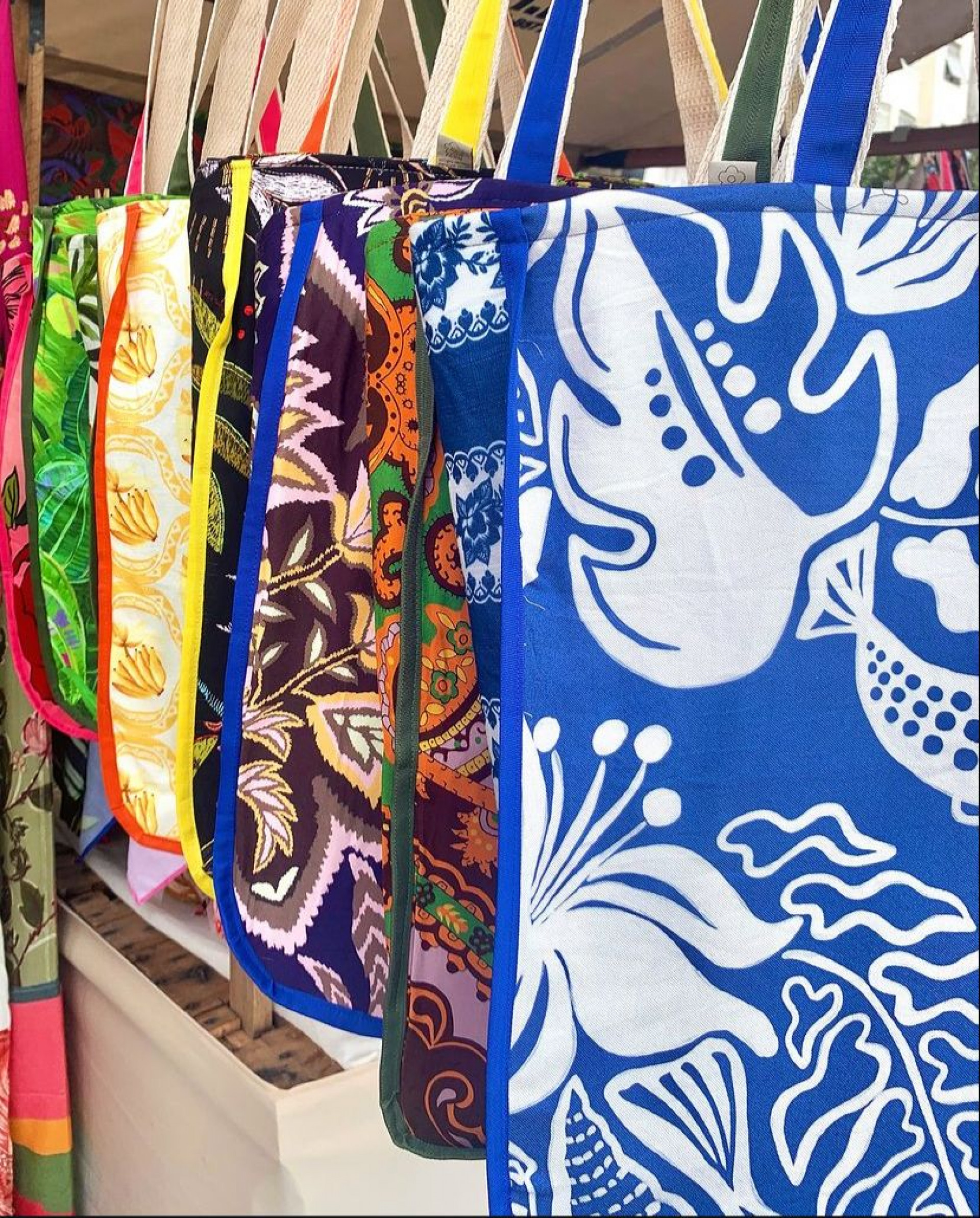 Barraca de Ana Clara vende artesanato e acessórios de tecido - Arquivo pessoal/ O DIA