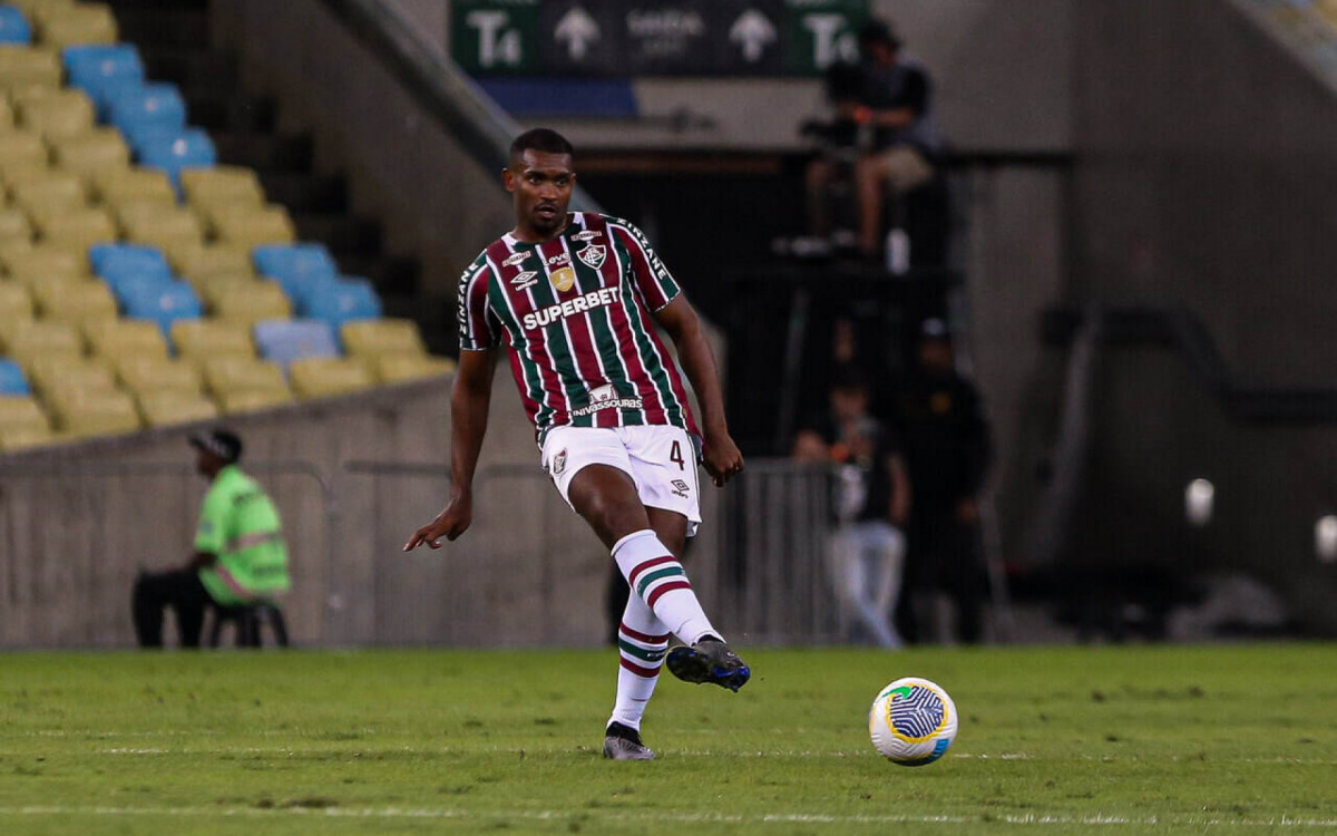 Após deixar o Fluminense, Marlon é reprovado nos exames do Al Ain