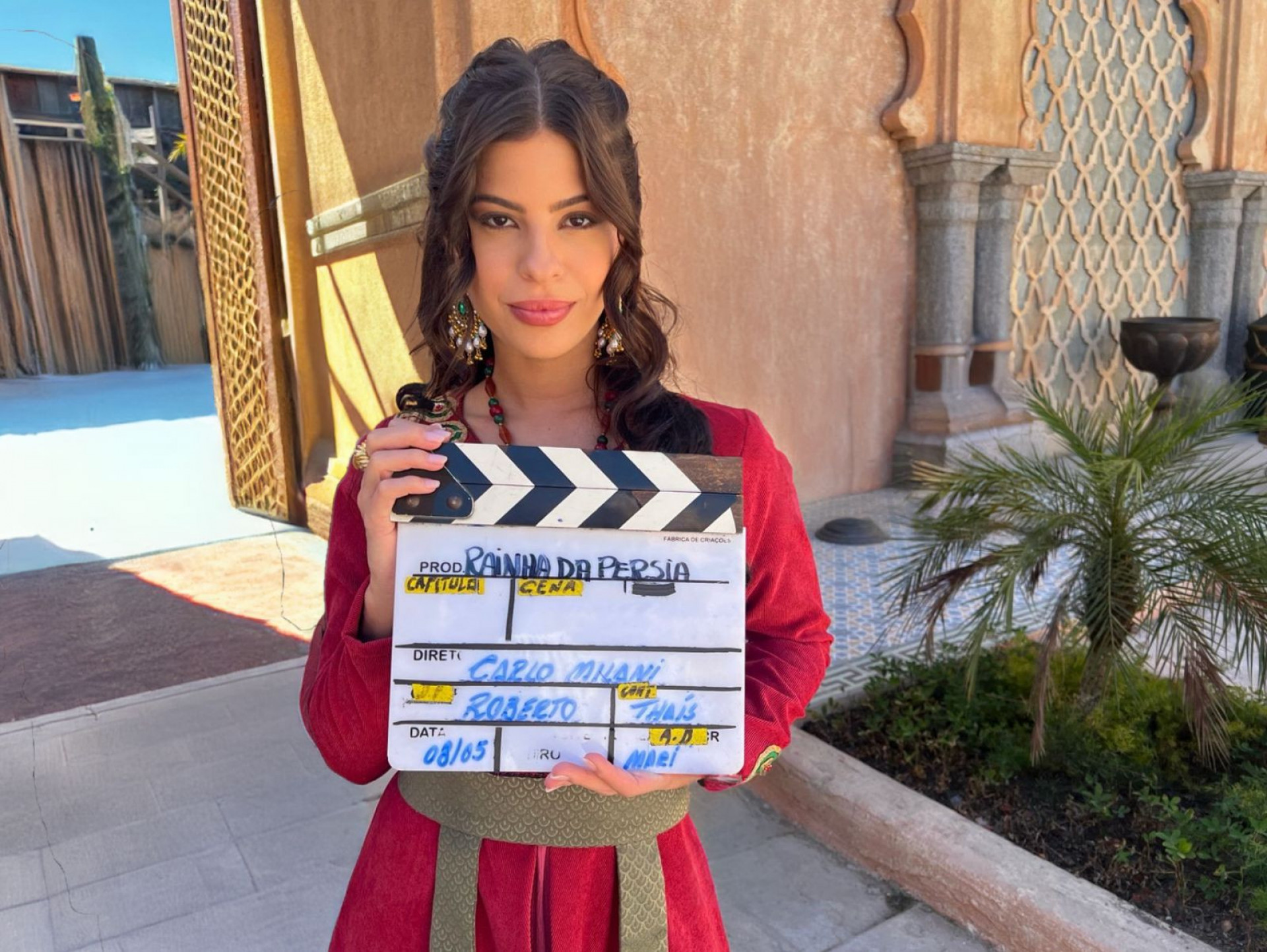 Julia Prado intepreta Amirah em Rainha da Pérsia, da Record TV - Arquivo pessoal