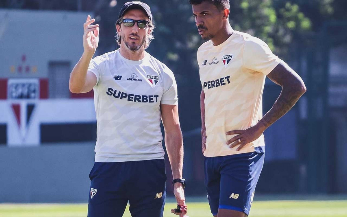 Com desfalques, Zubeldía quebra cabeça para armar São Paulo