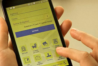 Aplicativos de bancos brasileiros apresentam falhas após pane no sistema da Microsoft