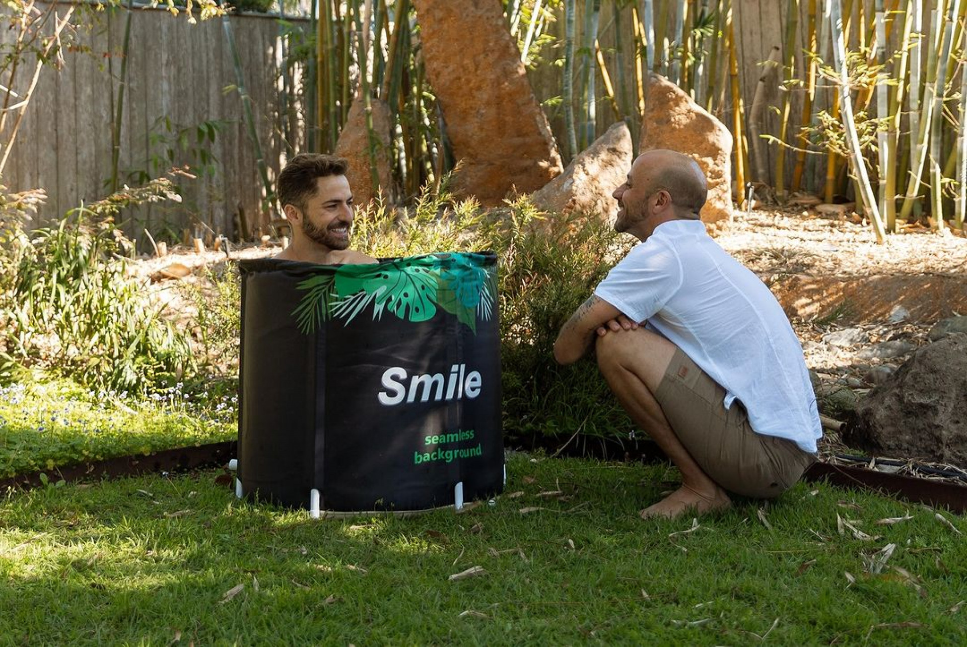 Thales Bretas faz banho de gelo e exibe tanquinho nas redes sociais - Reprodução / Instagram