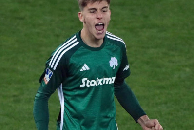 Botafogo negocia a contratação de lateral-direito do Panathinaikos, da Grécia