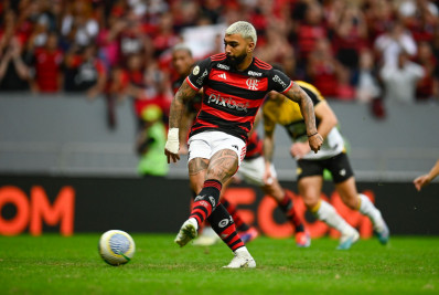 Gabigol deixa futuro em aberto e reclama da diretoria do Flamengo: 'Não agiram bem'