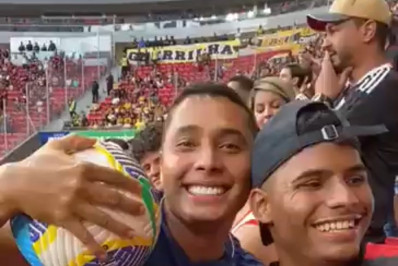 Flamengo x Criciúma: confira o momento em que torcedor joga a bola no campo