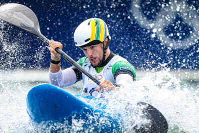 Paris 2024: Pepê Gonçalves, da canoagem, vai usar capacete com homenagem a Ayrton Senna