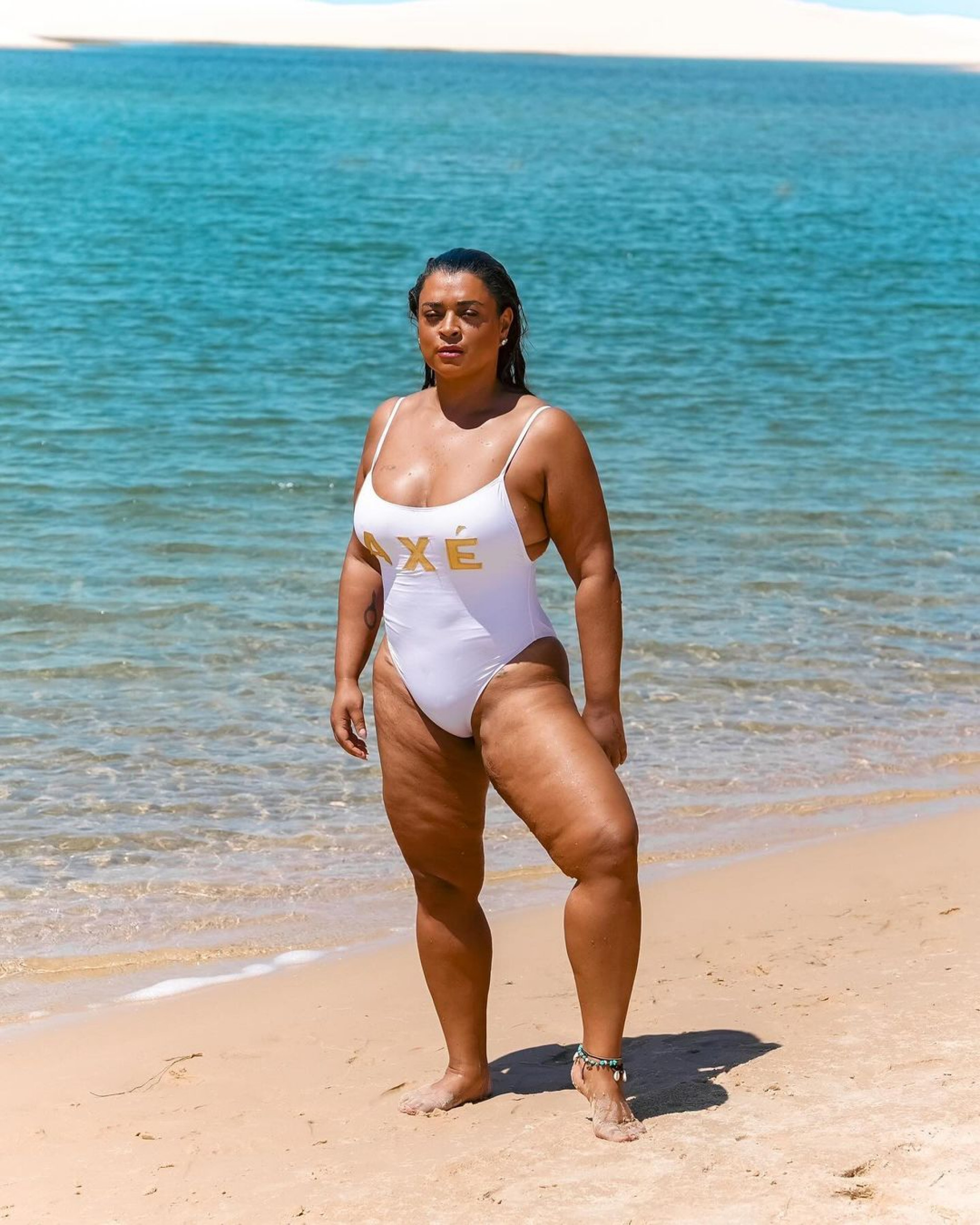 Preta Gil curte praia no Maranhão e fala sobre chegada dos 50 anos - Reprodução