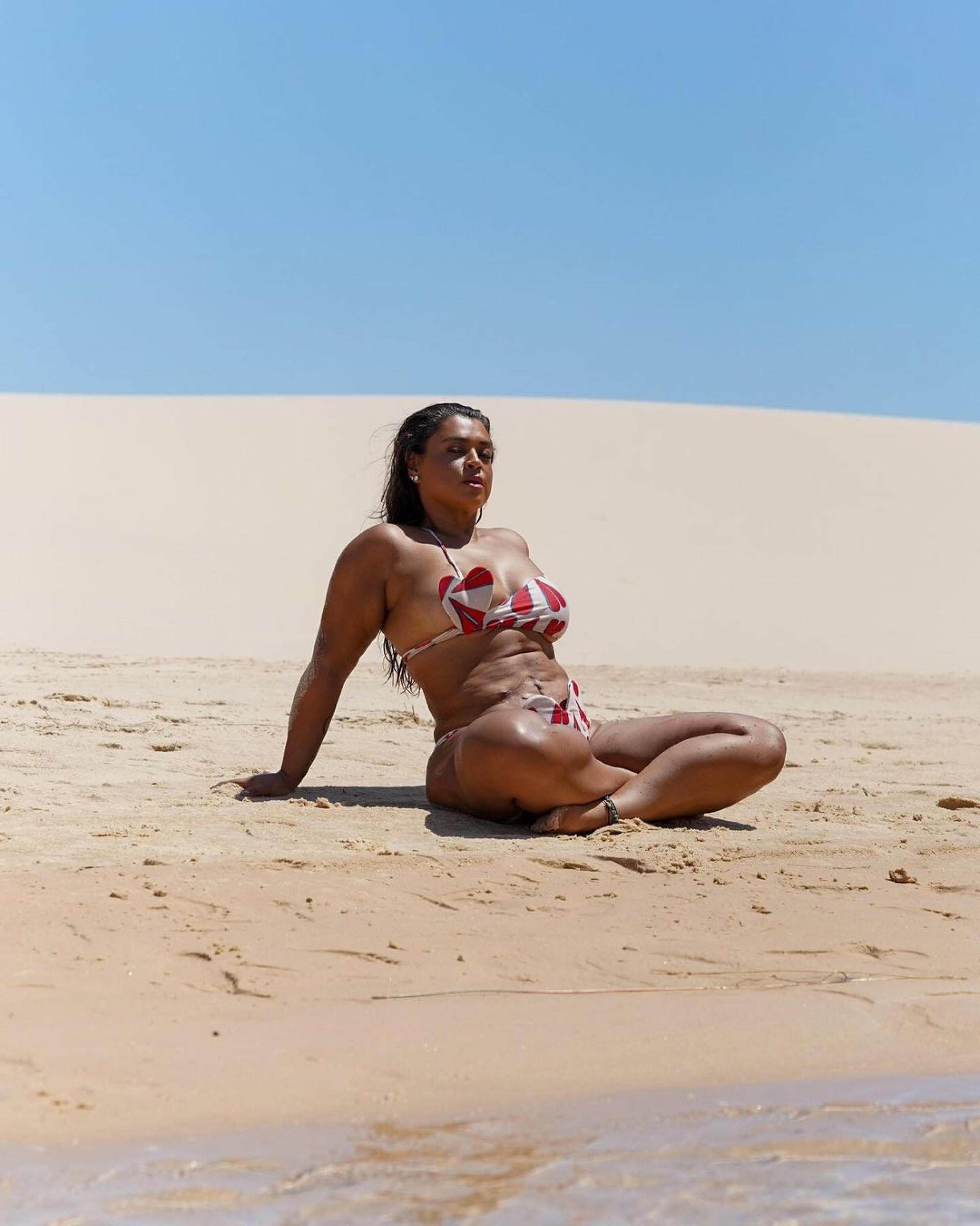 Preta Gil curte praia no Maranhão e fala sobre chegada dos 50 anos - Reprodução
