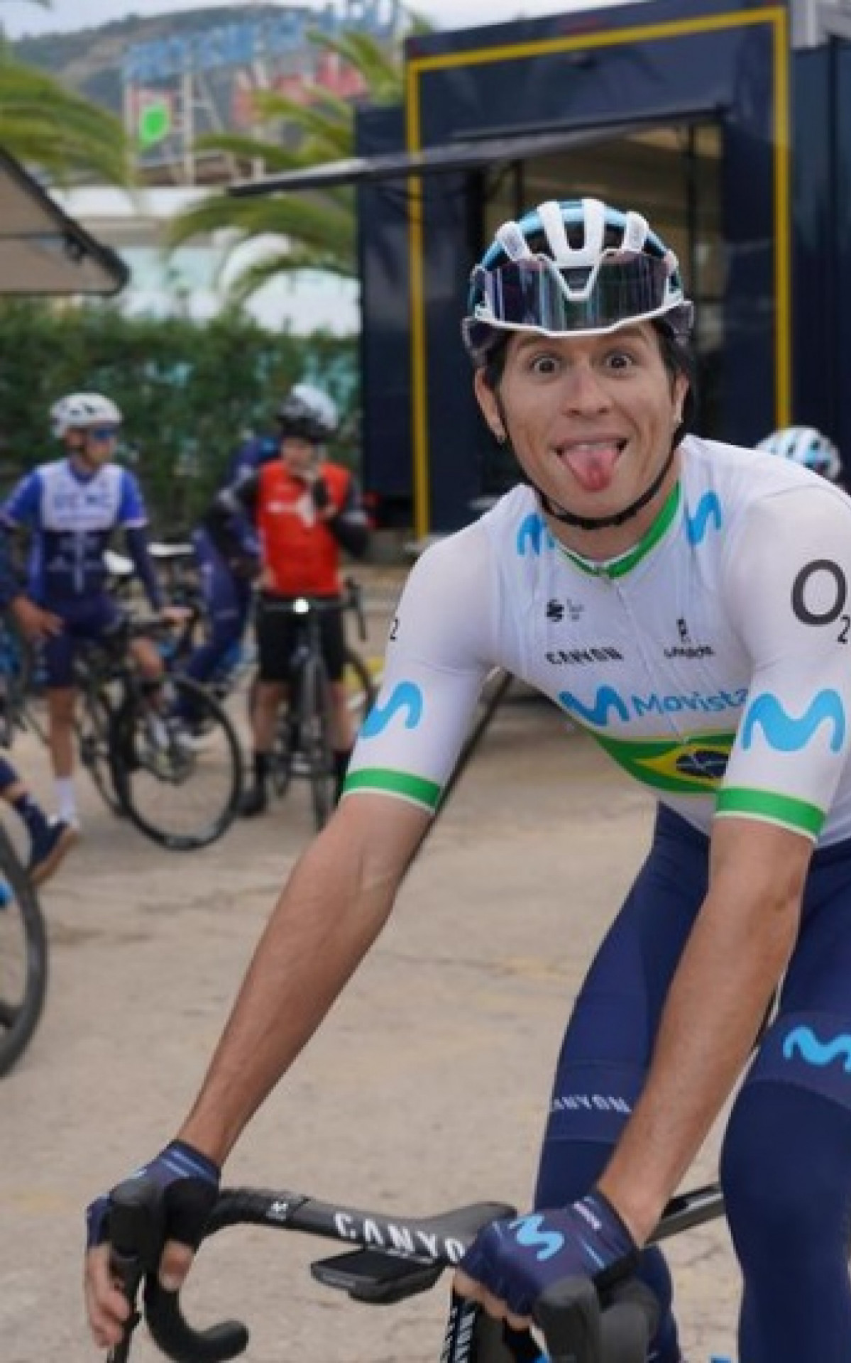 Natural de Cabo Frio, Vini?cius Rangel, de 22 anos, também disputará o ciclismo de estrada

