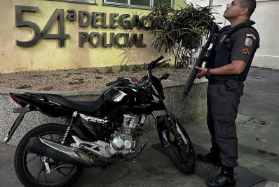 PM prende suspeito e recupera motocicleta adulterada em Belford Roxo