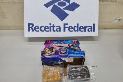 Receita Federal apreende R$ 360 mil em haxixe dentro de caixa de brinquedo no Galeão