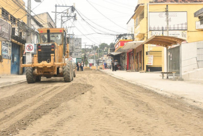 Niterói realiza pavimentação de vias da Engenhoca, na Zona Norte
