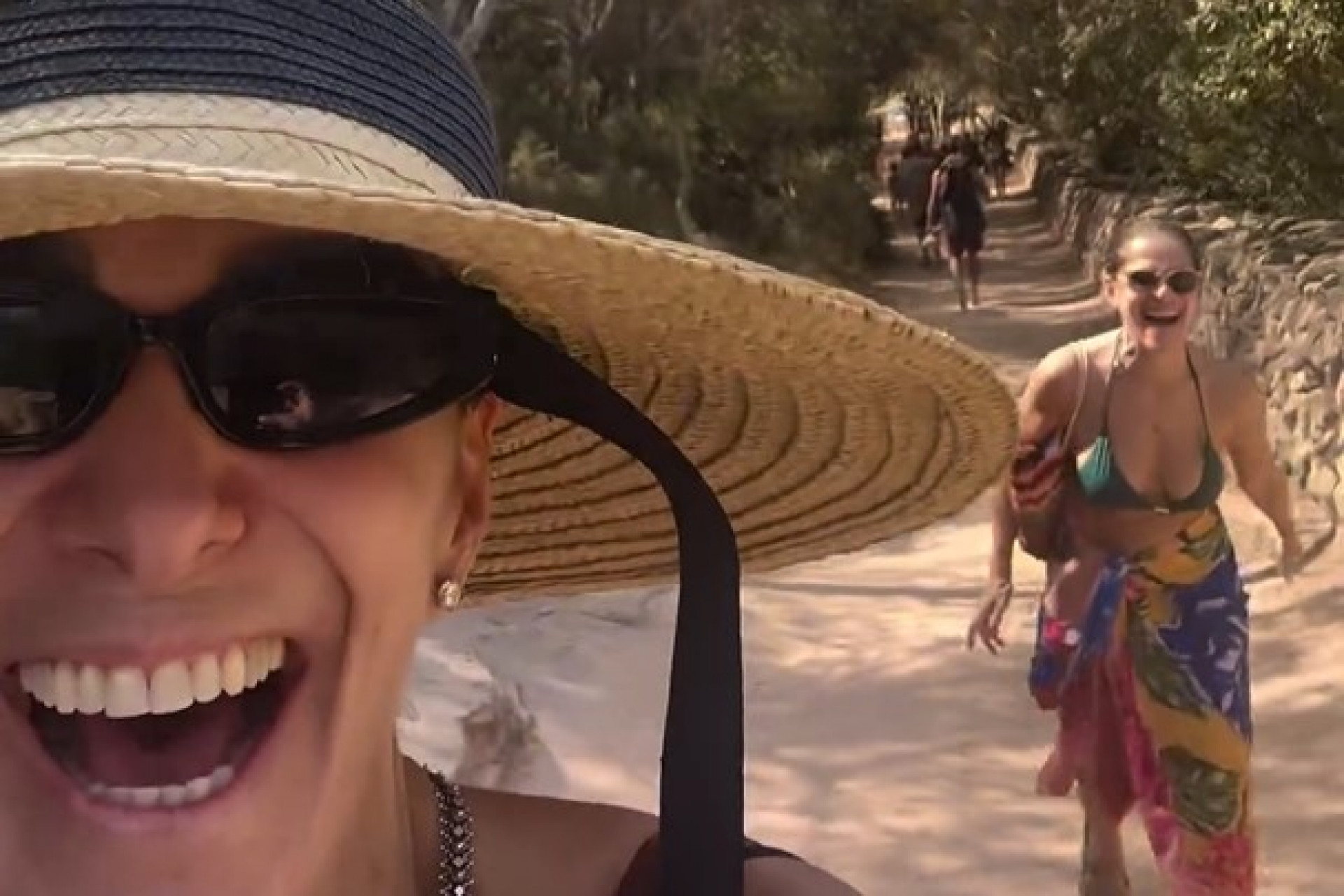 Ingrid Guimarães e Mônica Martelli divertem seguidores com diário de viagem - Reprodução / Instagram