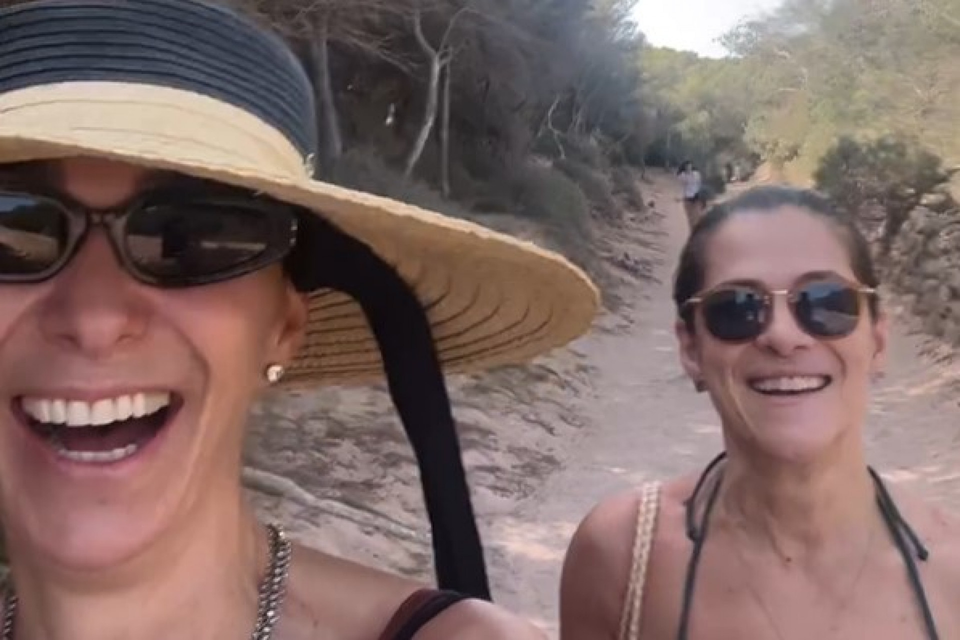 Ingrid Guimarães e Mônica Martelli divertem seguidores com diário de viagem - Reprodução / Instagram