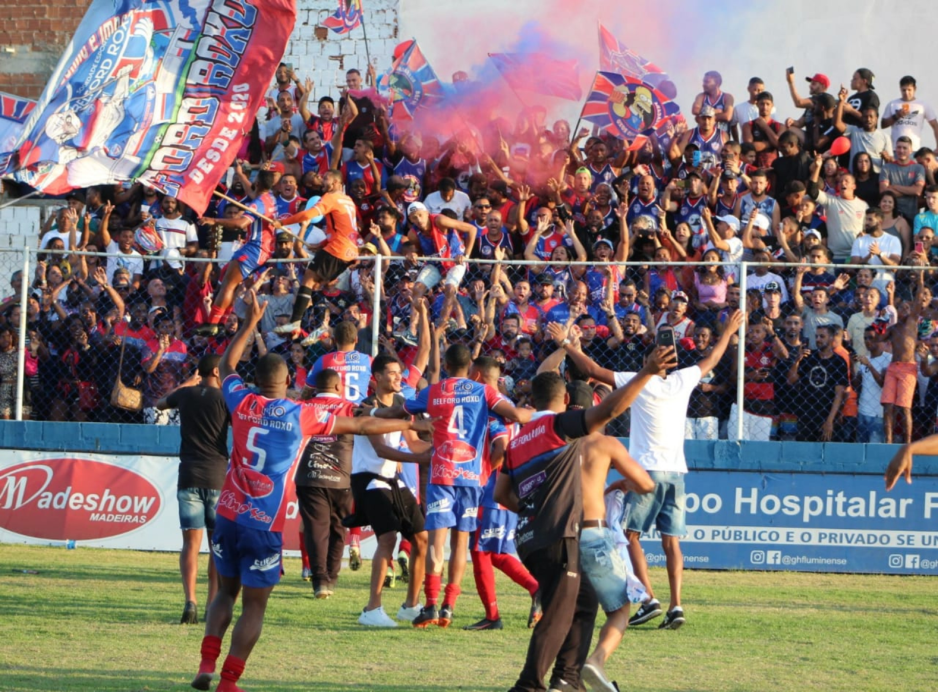 O diretoria do clube estar&aacute; liberando ingressos aos 200 primeiros torcedores que chegarem ao est&aacute;dio, entre 13h e 14h  - William Davoli / SEBR