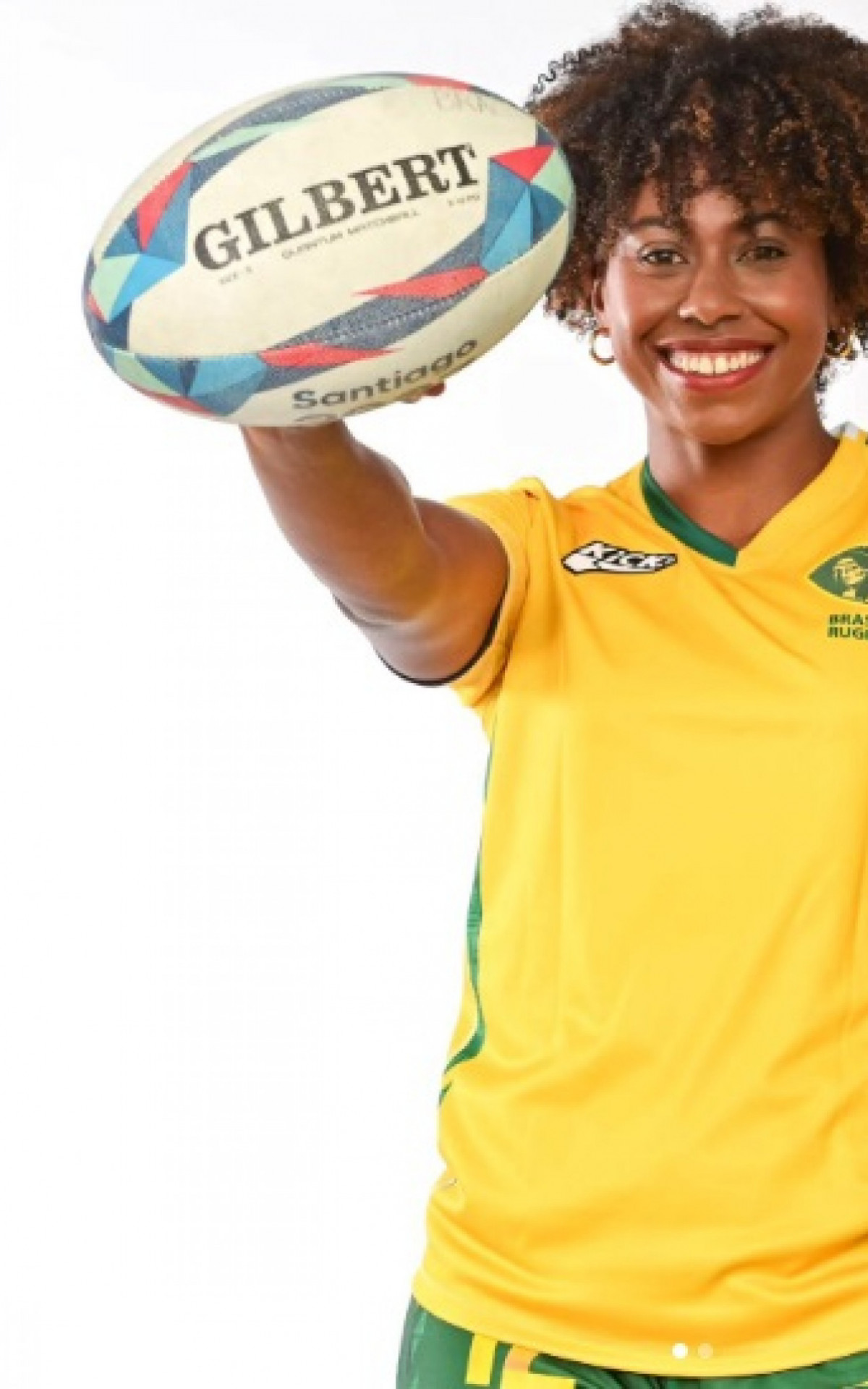 A terceira representante do Rio no rúgbi é Marcelle Souza, natural de Belford Roxo