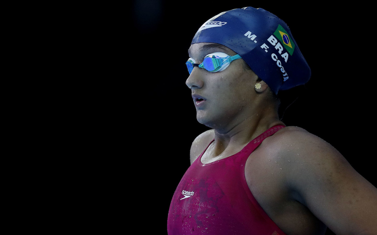 Aos 21 anos, Maria Fernanda Costa, carinhosamente chamada de Mafê, será mais uma carioca na equipe de natação