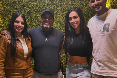 Rodriguinho mostra encontro com ex-BBBs: 'Dia muito bom'