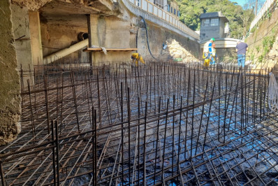 Instalação de comportas na entrada do Túnel Extravasor começa a ser feita pelo Estado