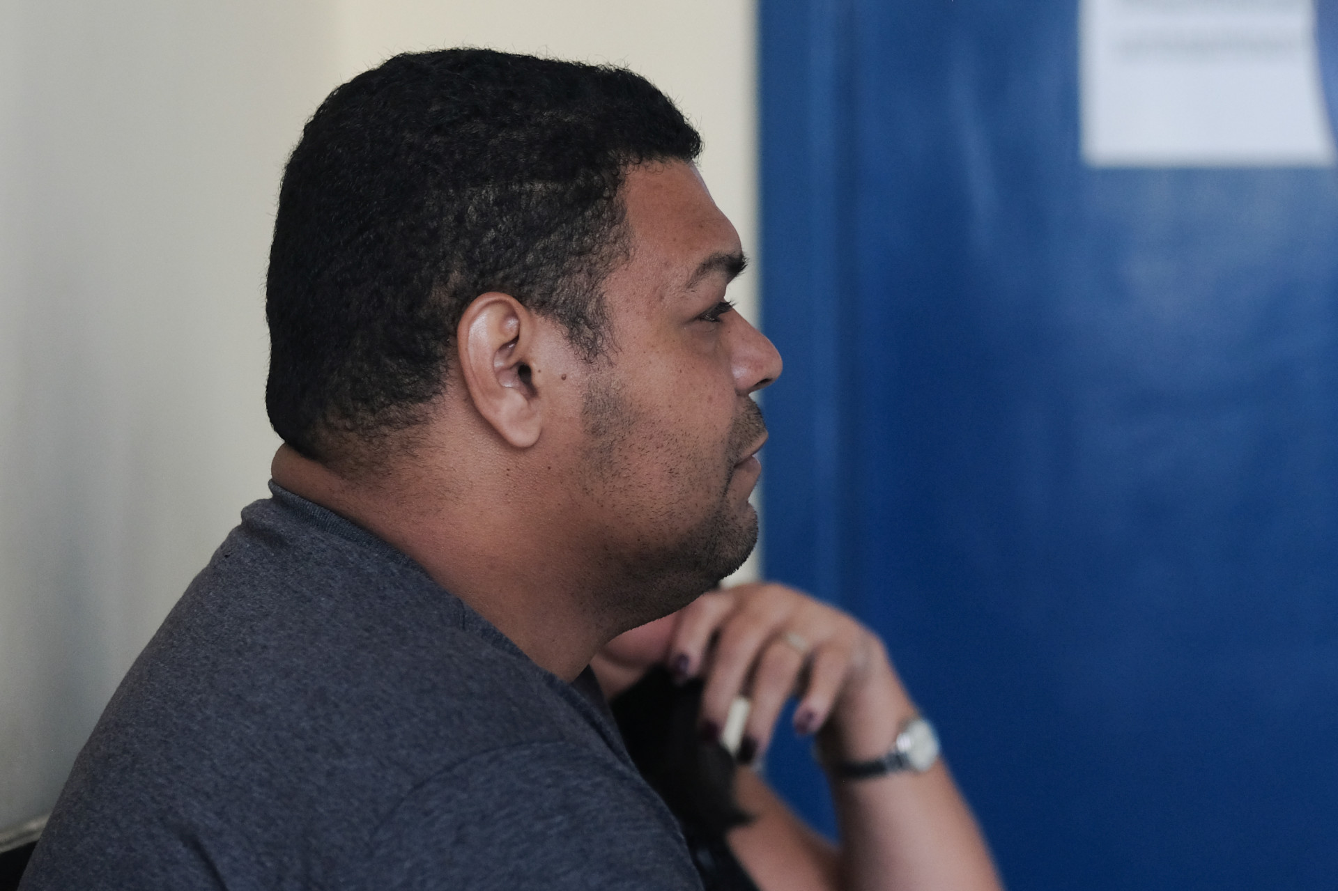 Jefferson Moraes, marido da professora Layla Paix&atilde;o, estava junto com a mulher durante o crime - Pedro Teixeira/Ag&ecirc;ncia O Dia