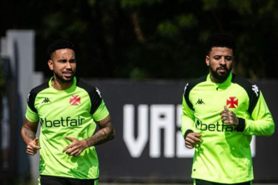 Confira quando Jair e Paulinho voltam a jogar pelo Vasco