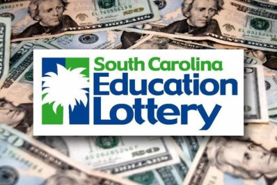 Casal recupera no lixo raspadinha premiada de mais de R$ 1 milhão