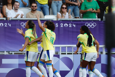 Brasil vence Nigéria na estreia do futebol feminino nas Olimpíadas