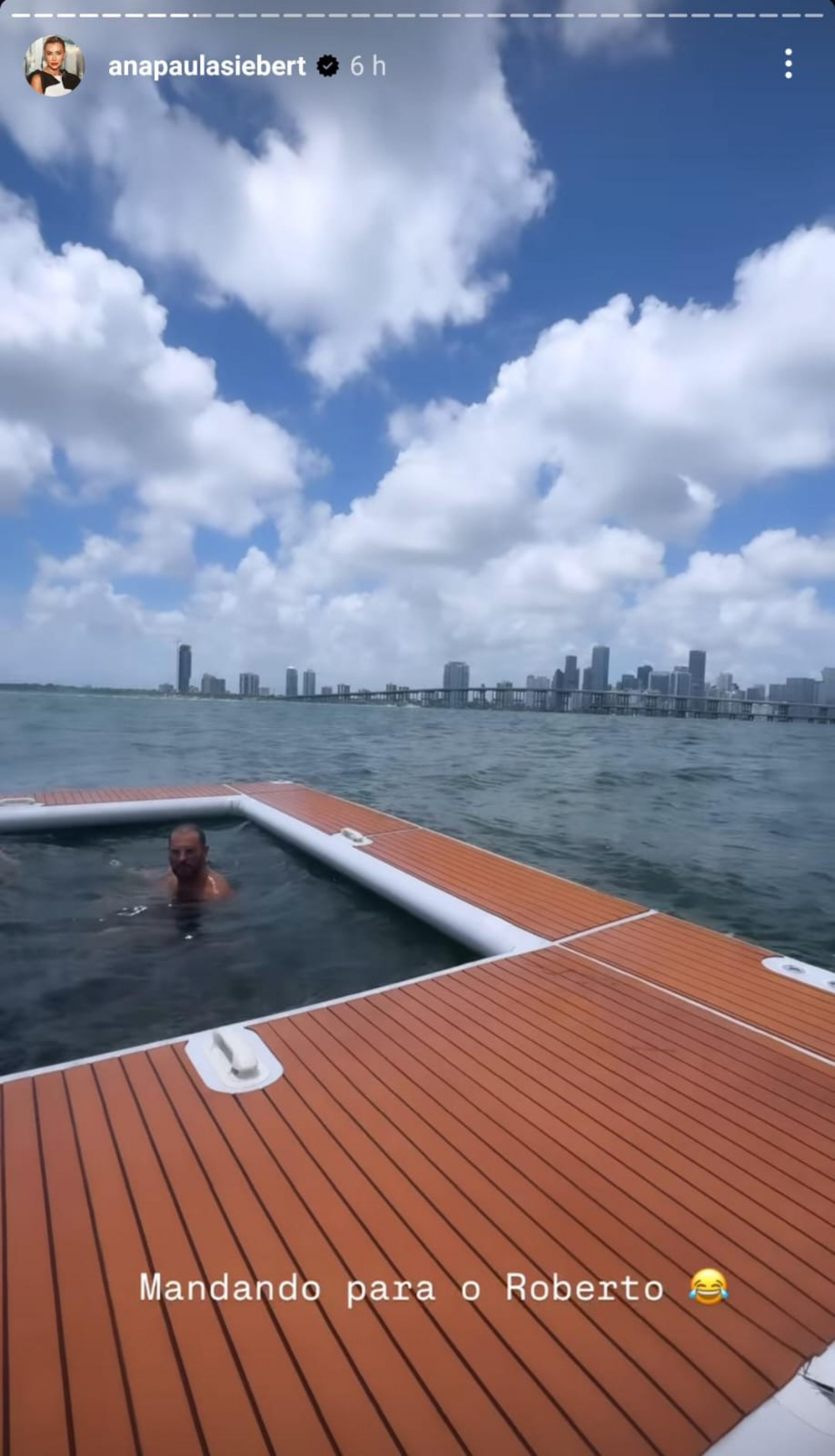 Em Miami, Ana Paula Siebert mostra passeio de barco com a filha, Vicky - Reprodução de vídeo / Instagram