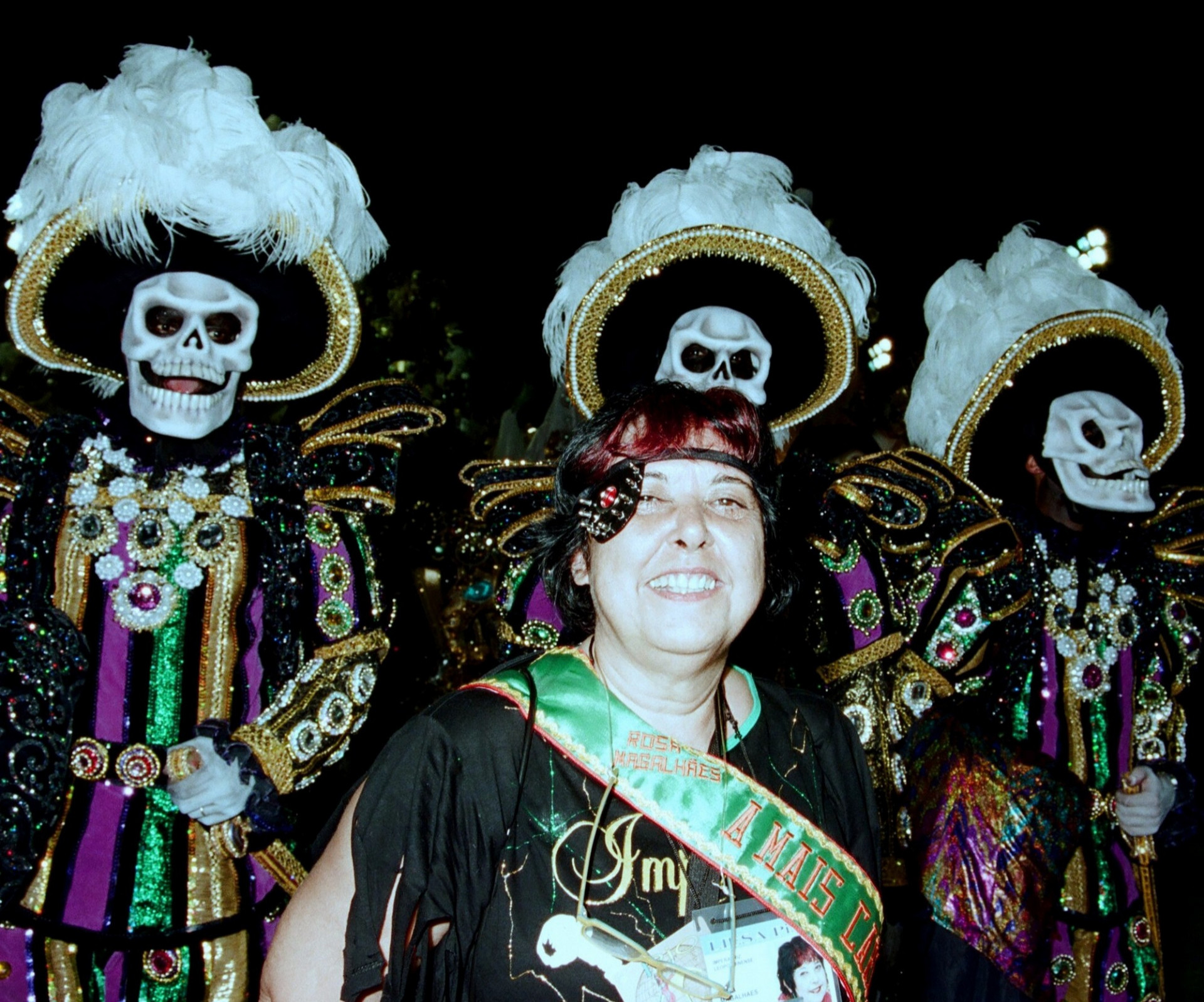 Rosa Magalh&atilde;es assinou o desfile de 2003 da Imperatriz Leopoldinense, com o enredo 'Nem todo pirata tem a perna de pau, o olho de vidro e a cara de mau'
 - Wigder Frota