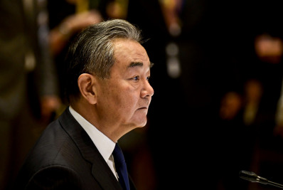 China vê relações com Japão em 'estágio crítico', com chance de avançar ou regredir