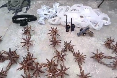 Criminosos são presos com material do tráfico de drogas em Meriti