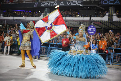 Inocentes de Belford Roxo festeja 31 anos com apresentação do samba-enredo para 2025