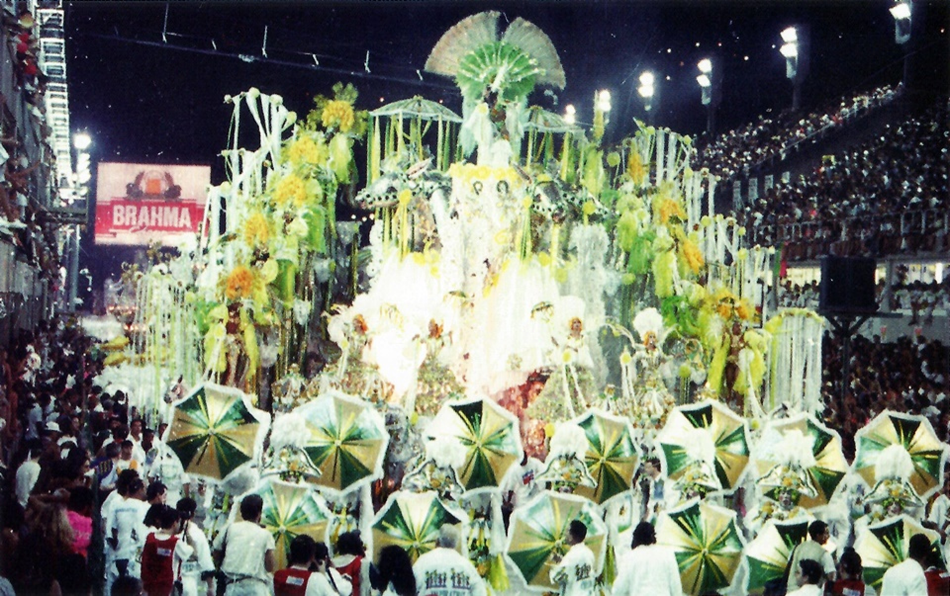 Em 1995, foi campe&atilde; com 'Mais vale um jegue que me carregue, que um camelo que me derrube l&aacute; no Cear&aacute;', na Imperatriz Leopoldinense - Wikimedia Commons