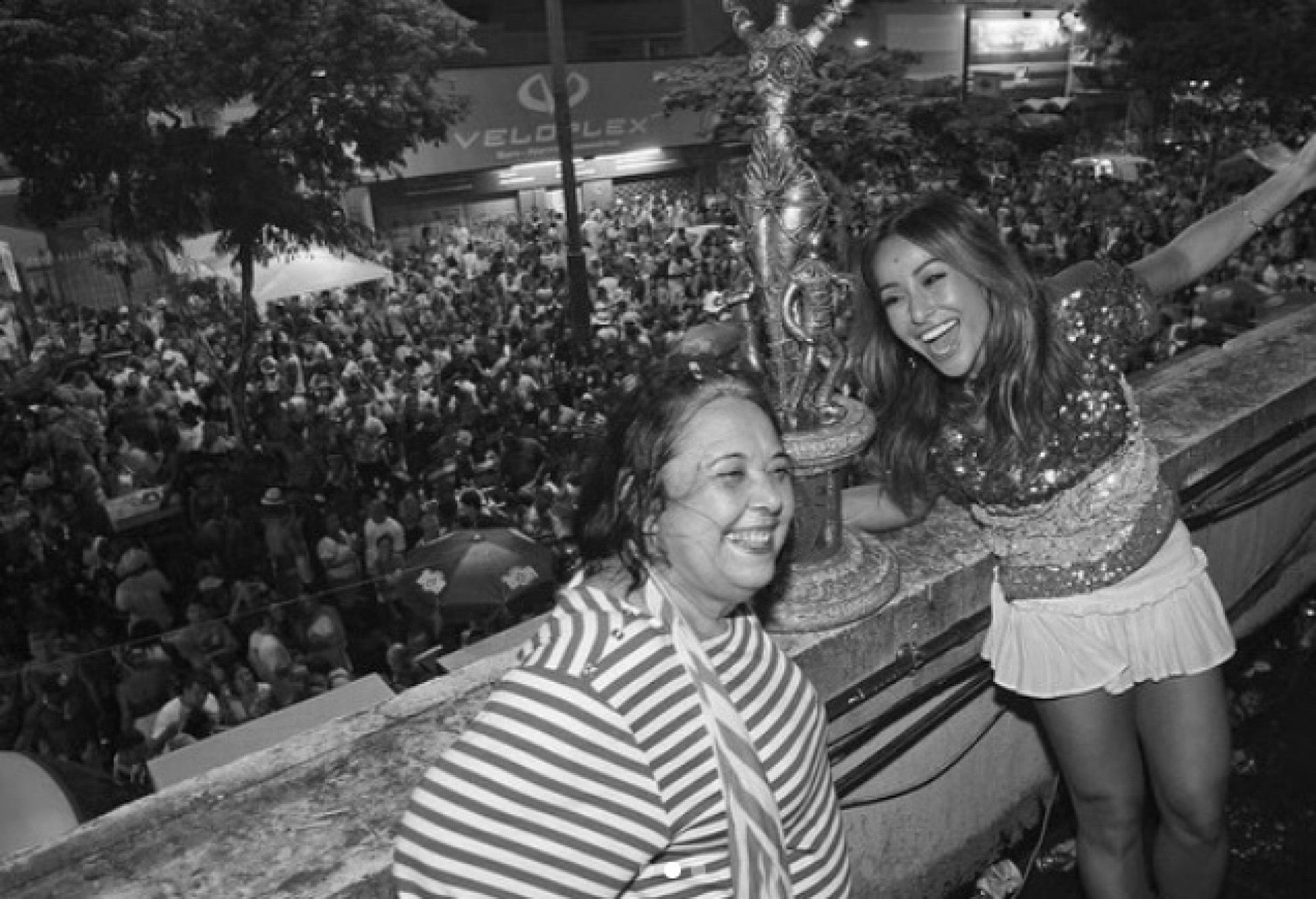 Sabrina Sato presta homenagem à Rosa Magalhães - Reprodução do Instagram