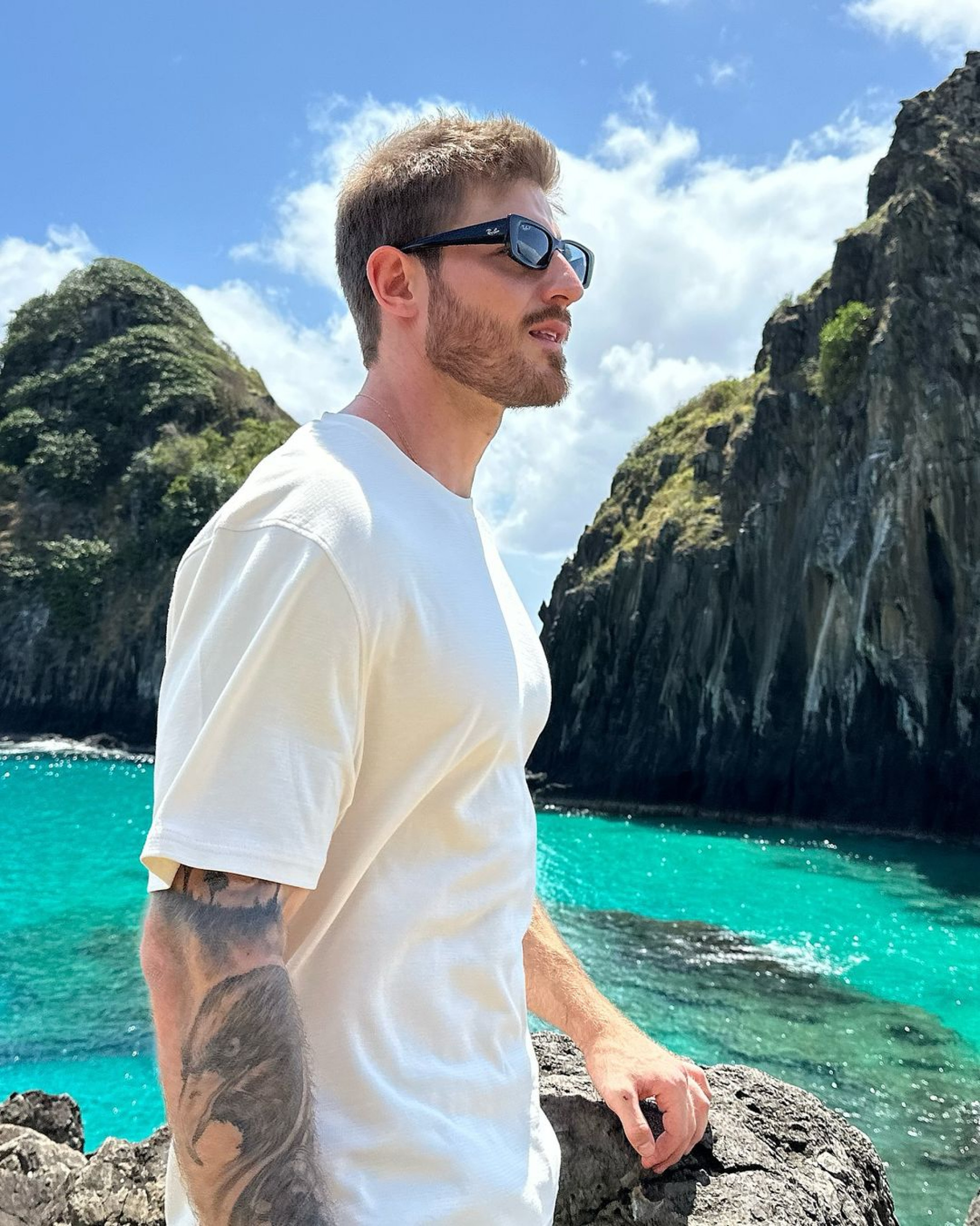 Juliette e Kaique Cerveny aproveitam férias em Fernando de Noronha - Reprodução / Instagram