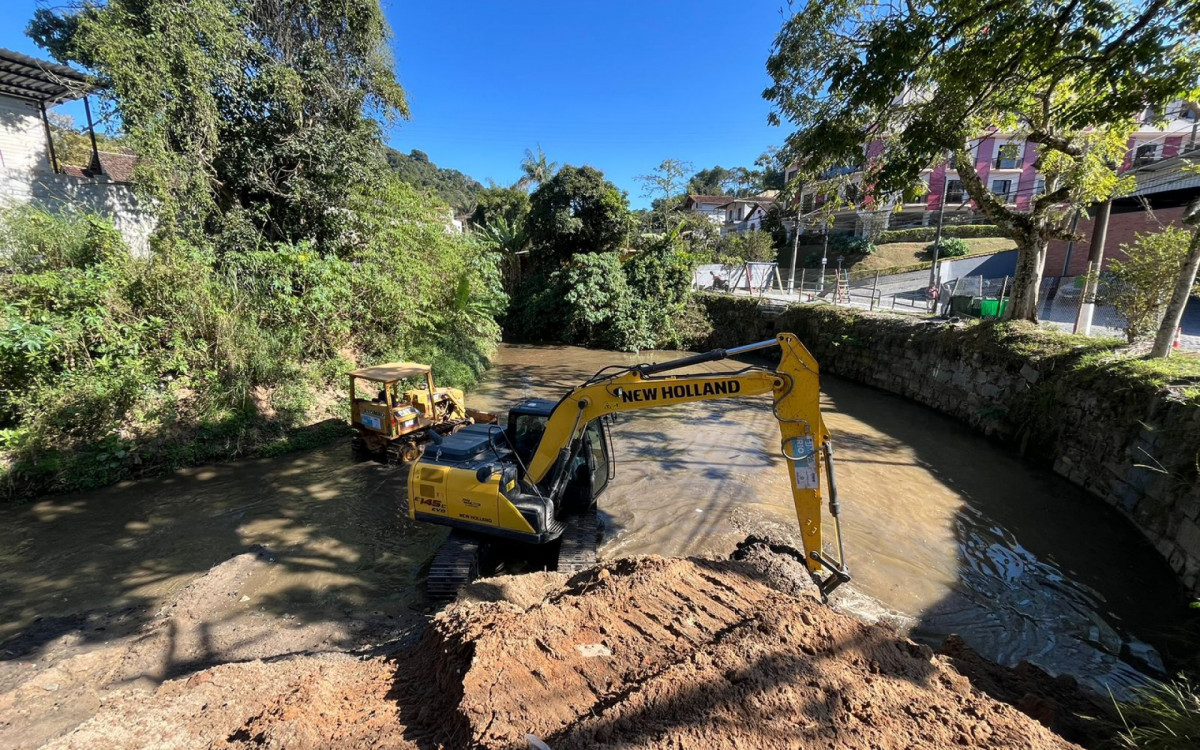 Programa Limpa Rio em Petrópolis - Foto: Divulgação