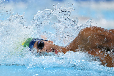 Guilherme Costa abandona prova da maratona aquática na Olimpíada