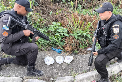 PM apreende drogas no bairro Jardim Lisboa em Belford Roxo