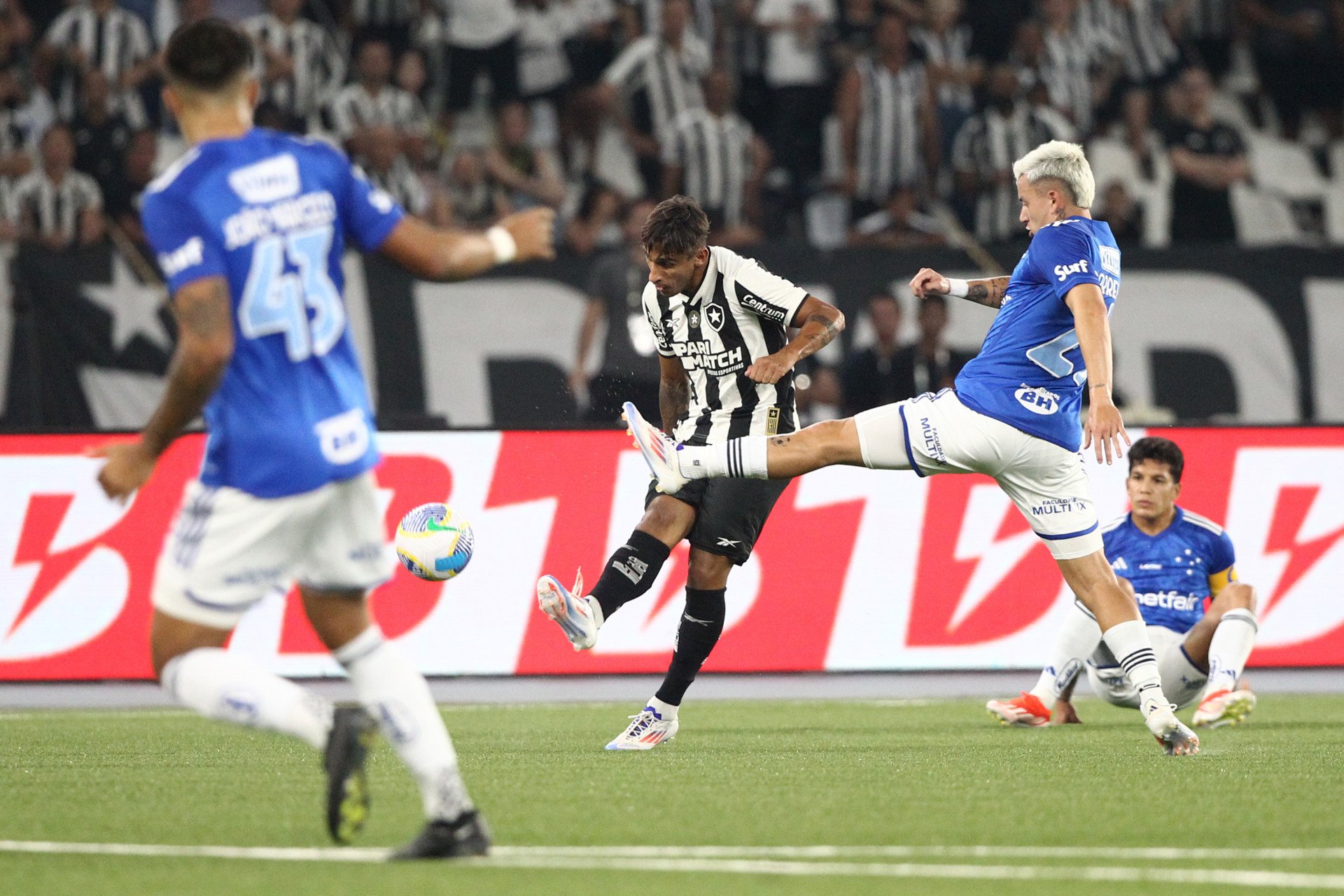  - Vítor Silva/Botafogo