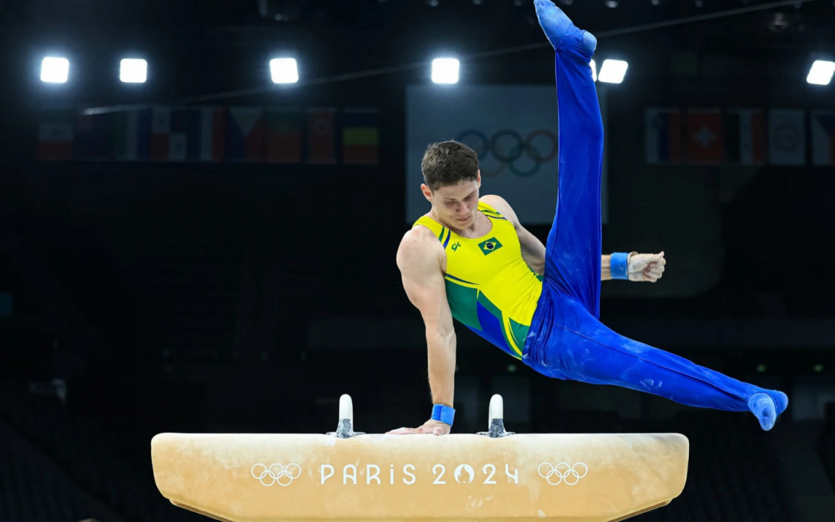 Diogo Soares se garantiu na final do individual geral. O ginasta brasileiro somou a nota de 81.999 nos seis aparelhos e avançou em 19º na classificação geral.