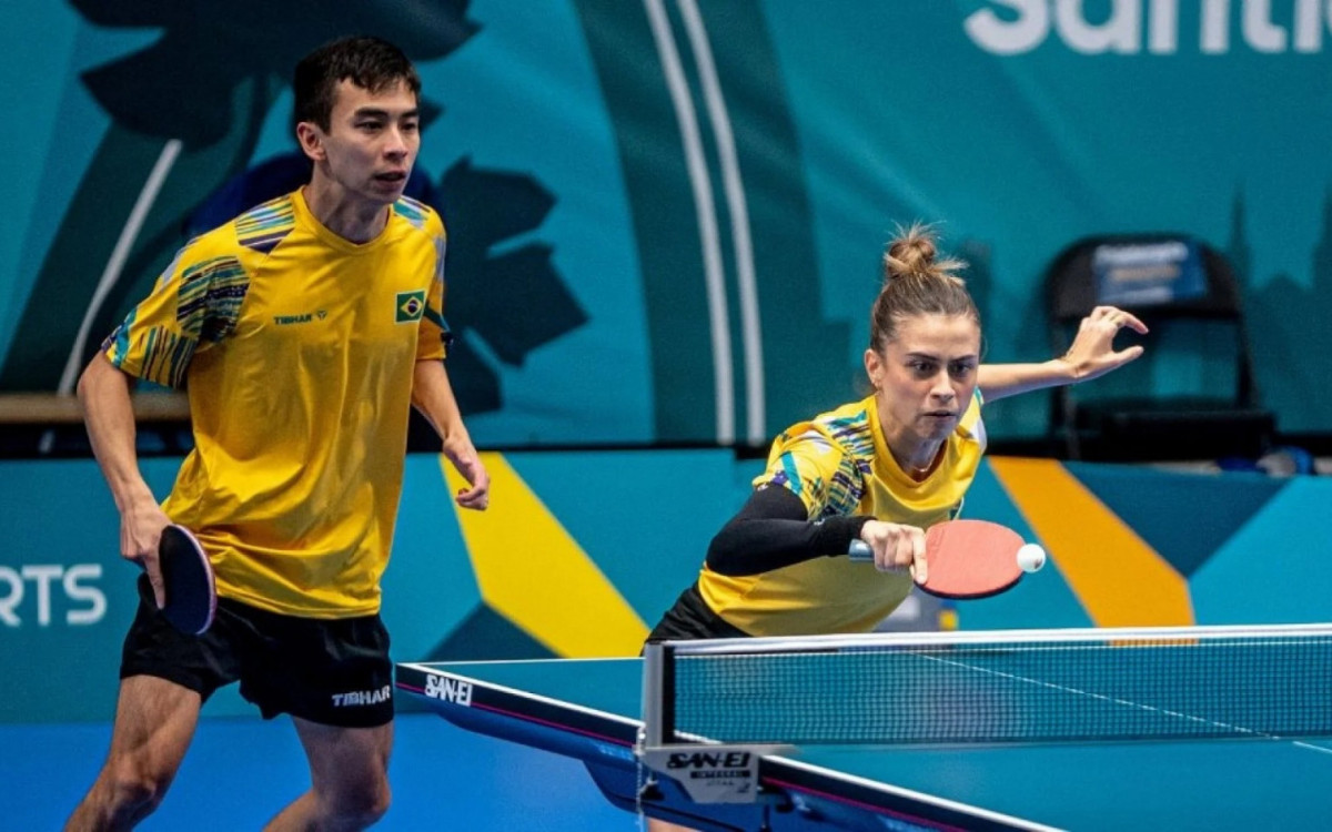 Vitor Ishiy e Bruna Takahashi foram eliminados das duplas mistas do tênis de mesa.