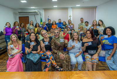 Prefeitura de Nilópolis entrega carteirinha aos protetores de animais